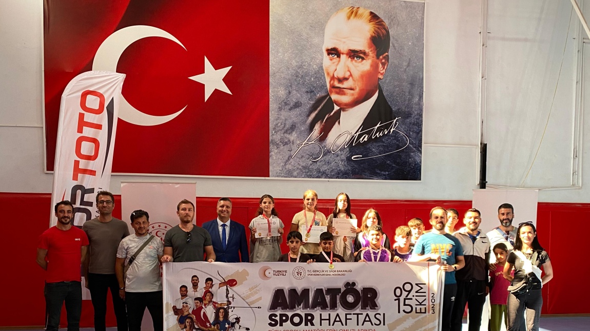 Amatör Spor Haftası Cumhuriyetimizin 100.Yılı Kızlar ve Erkekler Bocce Turnuvası 